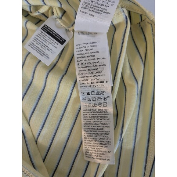 Levi's Butter Yellow With Blue Pin Stripes y2K style polo shirt Juniors Large - Picture 4 of 7